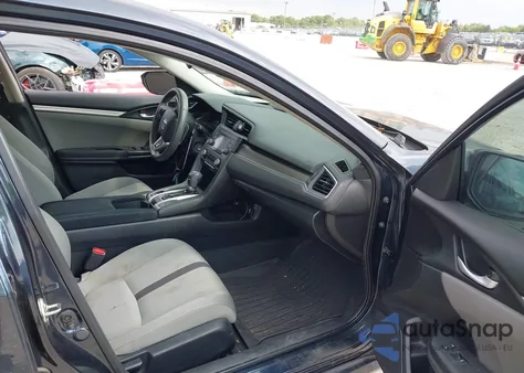 2019 Honda Civic Lx z USA, uszkodzony, nr VIN 19XFC2F67KE017946